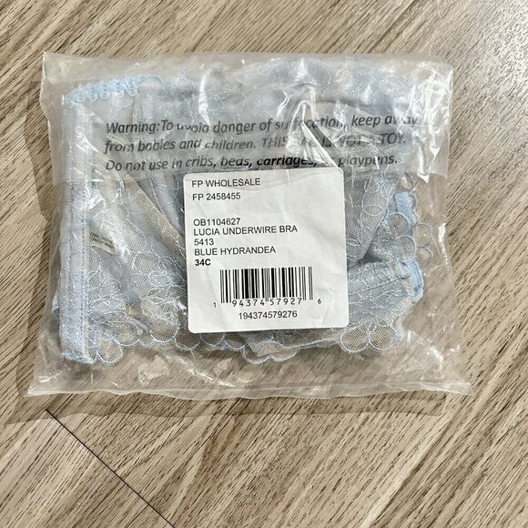 Free People Lucia UnderWire Bra in Light Blue Hydrandea Size 34C NWT - Picture 4 of 4